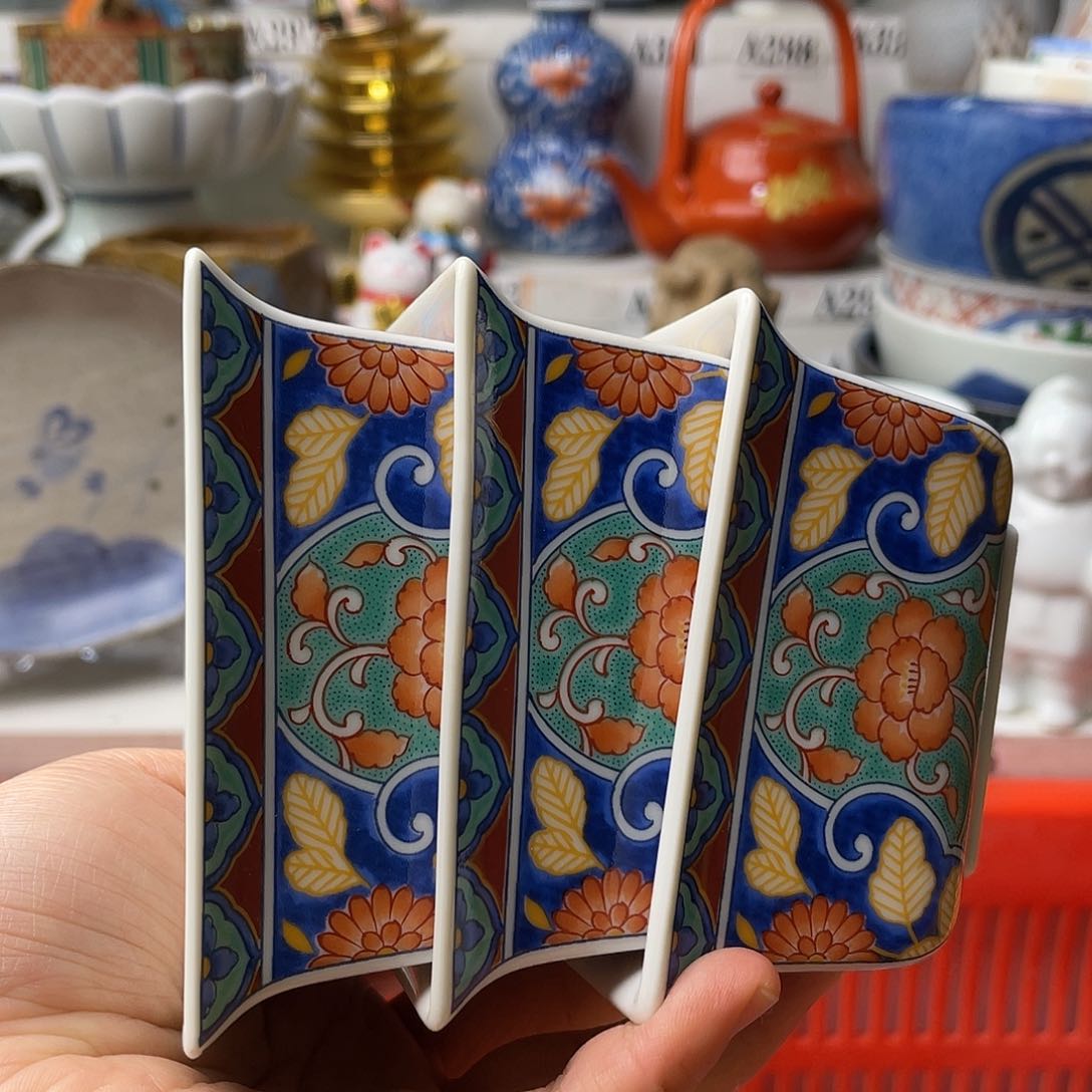 瓷片用****7哈哈哈我在这一片混乱里的笑