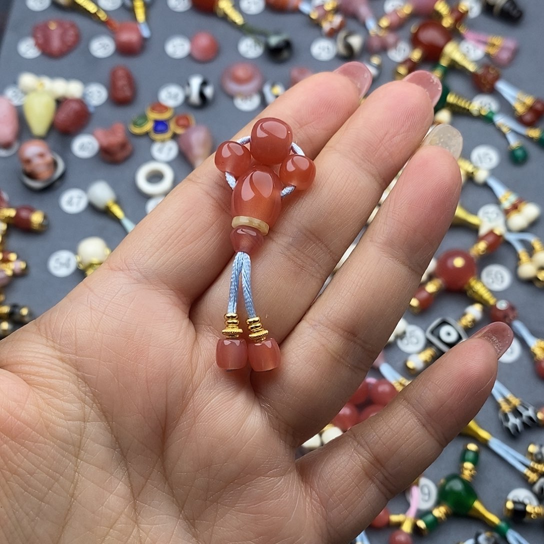 玛瑙/玉髓未镶嵌饰品