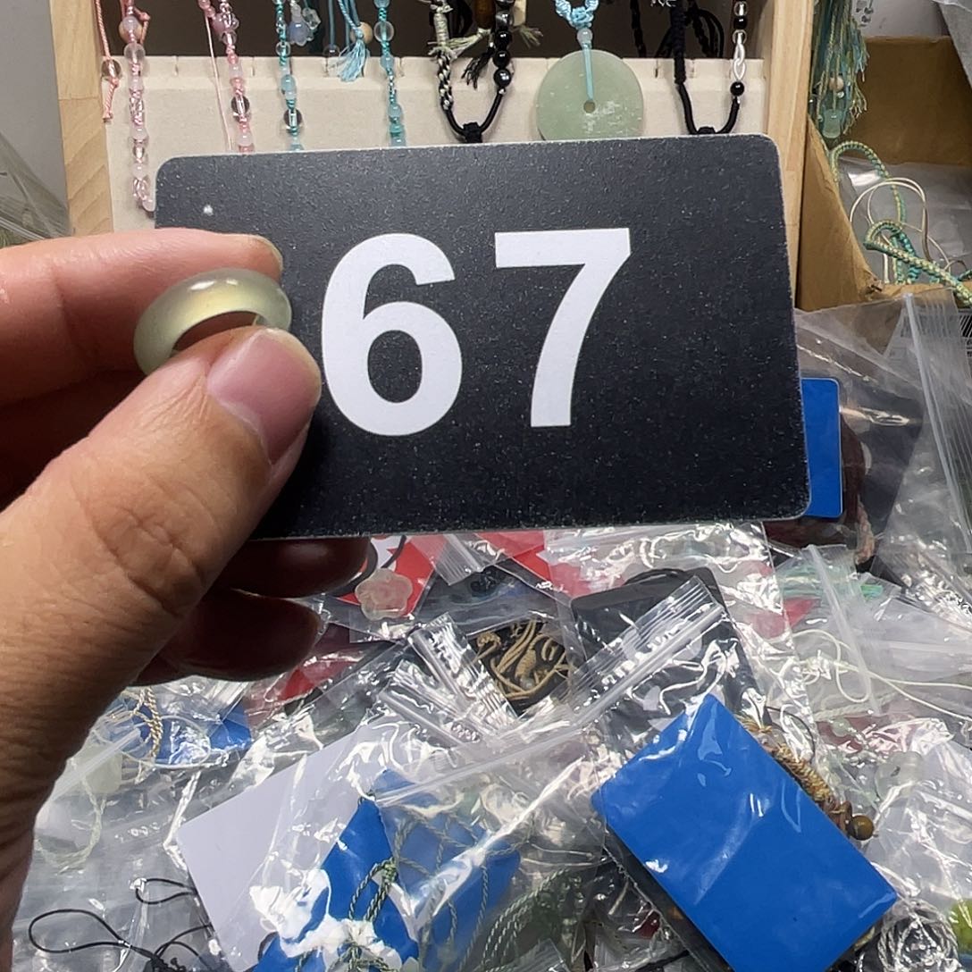 蛇纹石玉合金颈饰