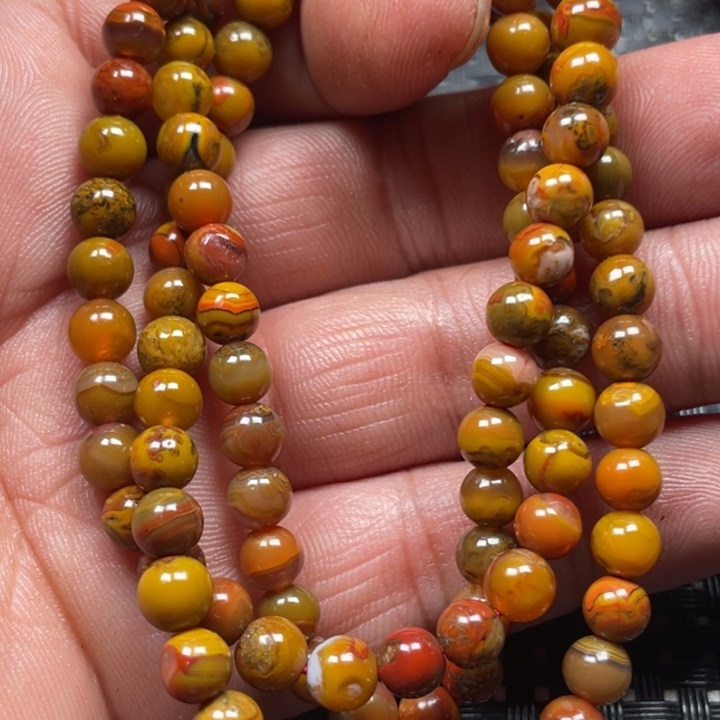 熹***光玛瑙/玉髓未镶嵌颈饰