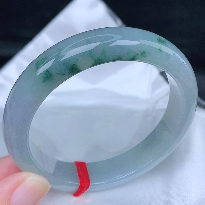 未镶嵌手镯翡翠天然