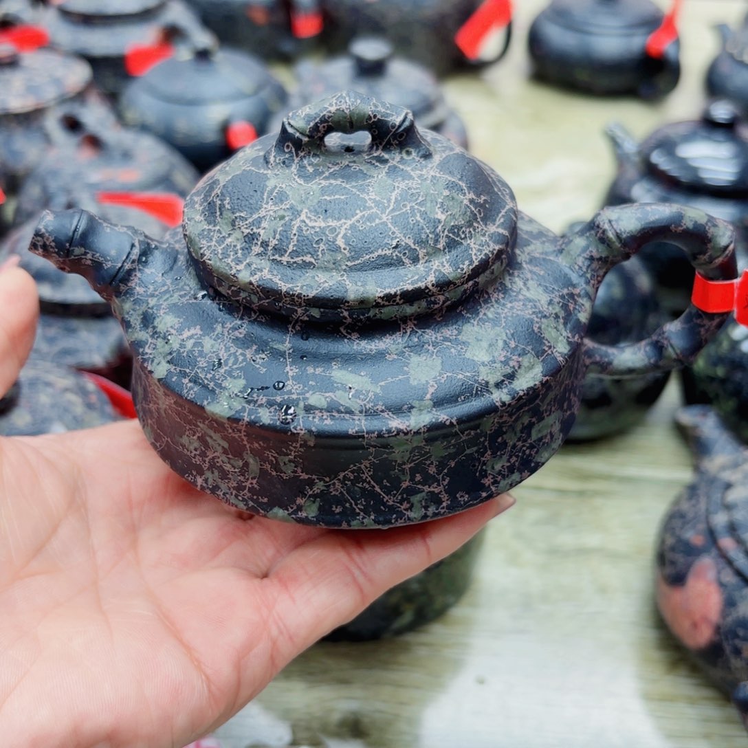 在**方康能美玉瓷安山玉