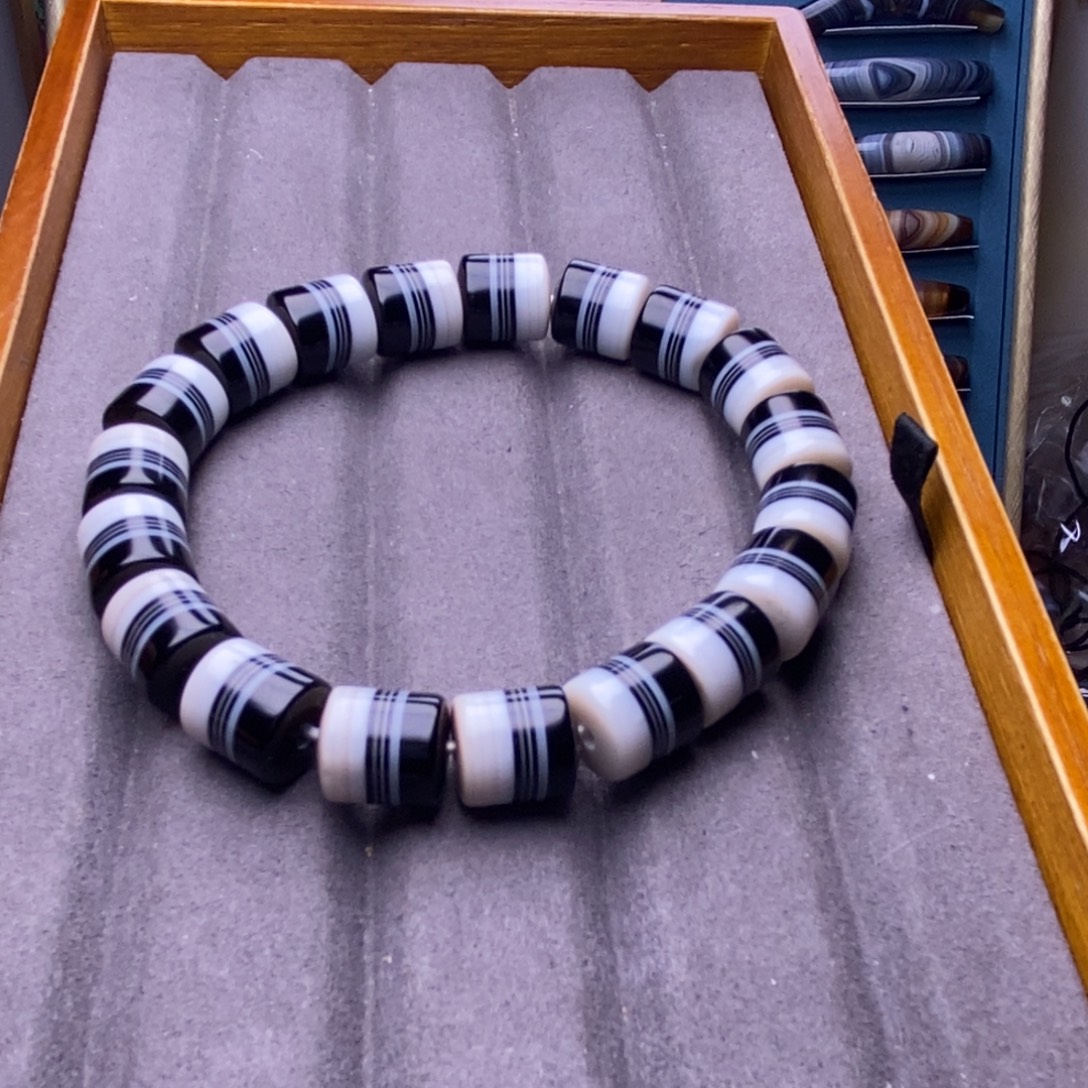 朴***璞玛瑙/玉髓未镶嵌颈饰