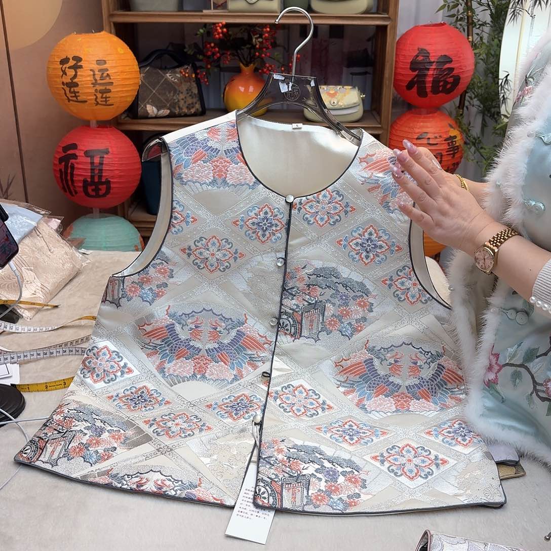 刺绣西针织马甲L码106