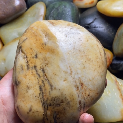 未镶嵌和田玉（糖玉）挂件
