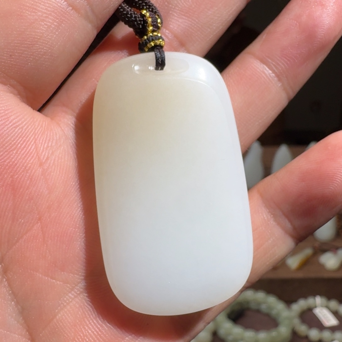 和田玉挂件未镶嵌