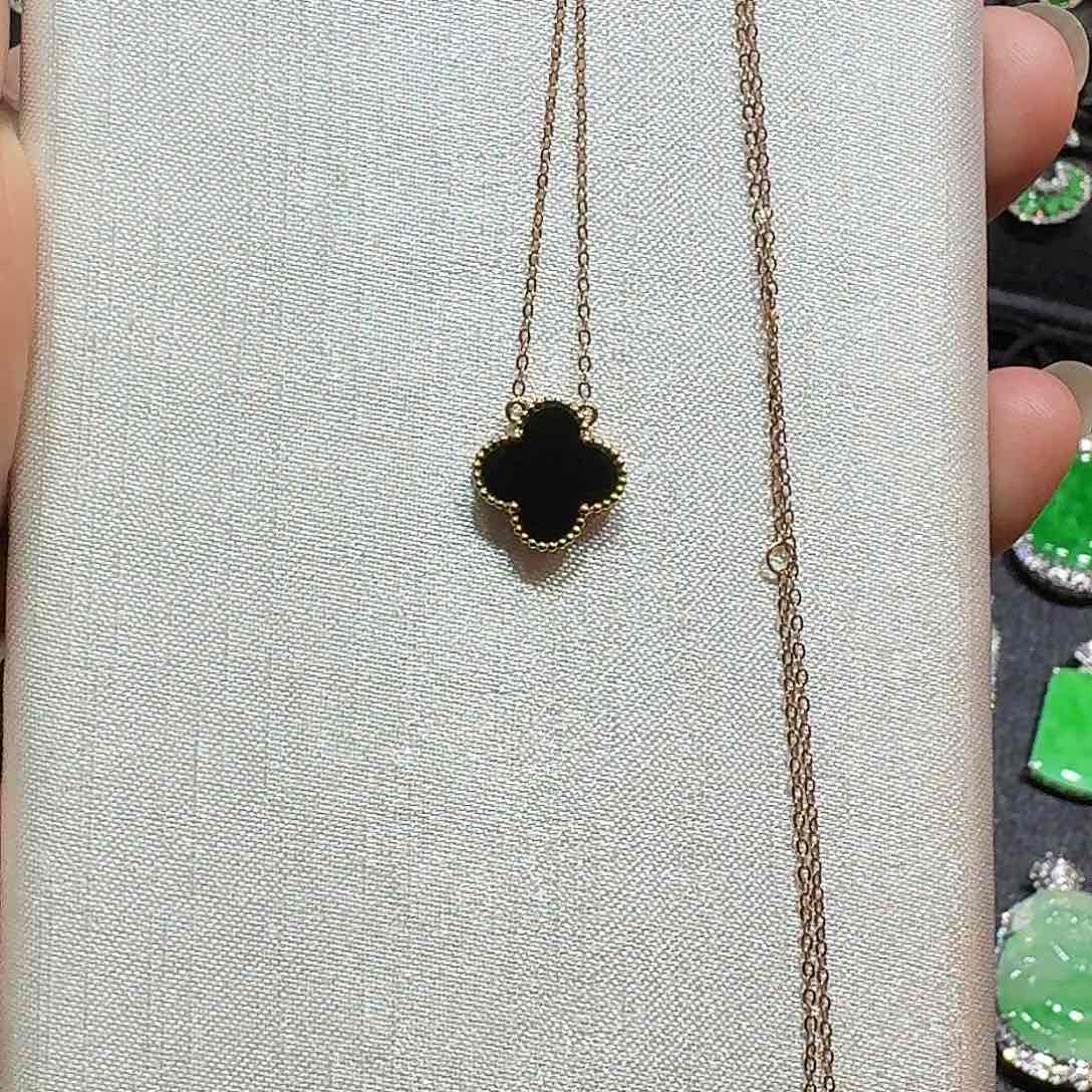 颈饰18K金镶嵌翡翠