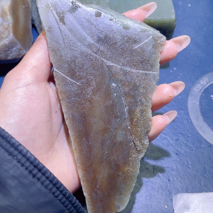 和田玉未镶嵌珠宝半成品