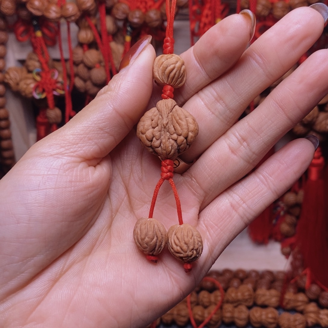 吊坠桃核龙纹桃枭
