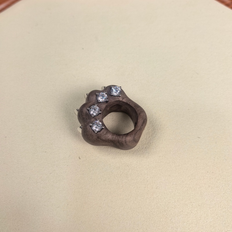 非金属木质戒指 个性百搭熊掌戒指黑色 9034