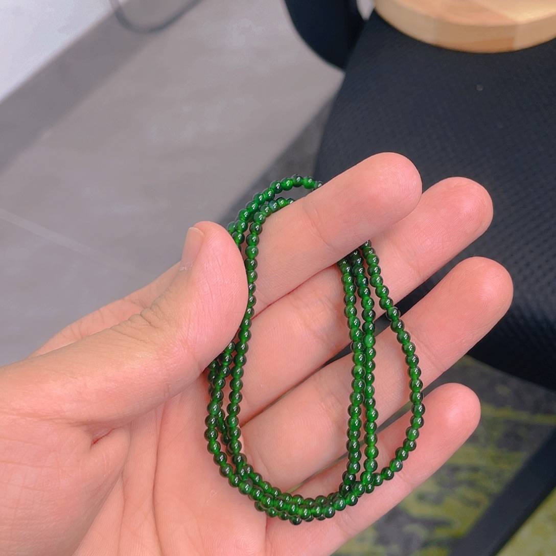 *****翡翠未镶嵌颈饰  