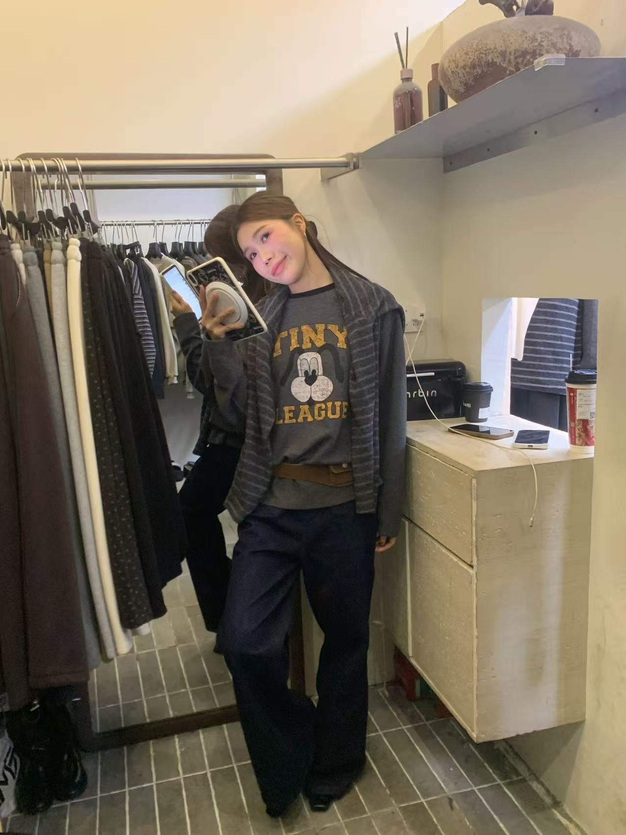 温柔瑶-Uncle Be冬季福利-趣味百搭卡通小狗长袖-77066