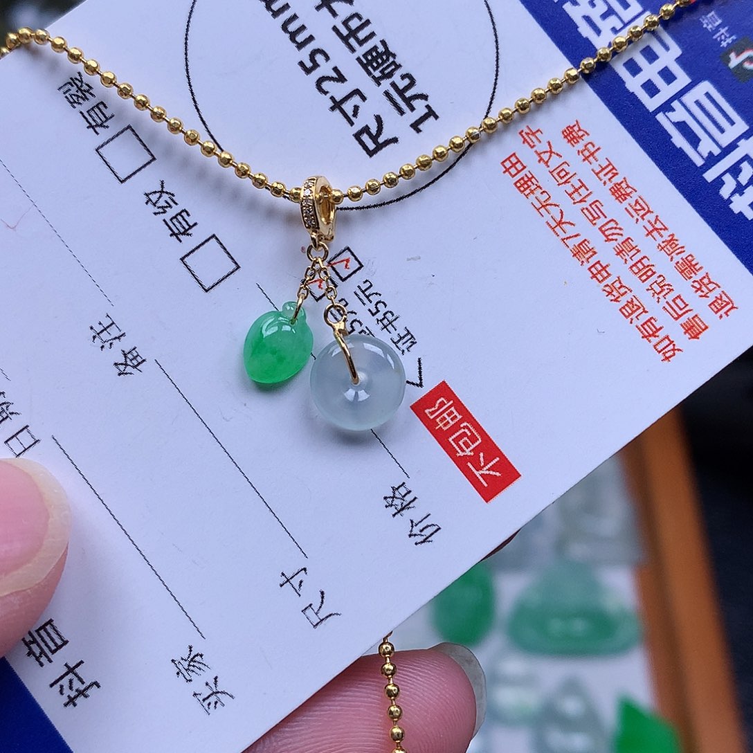 翡翠裸石18K金镶嵌缅甸天然A货翡翠冰种平安扣万能扣