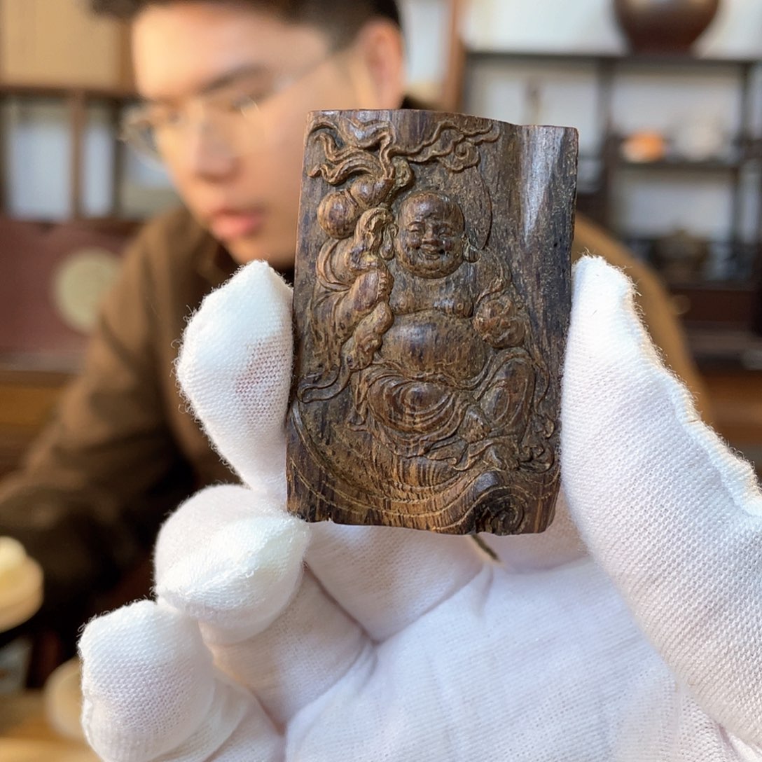 沉香吊坠富森弥勒佛13.57g