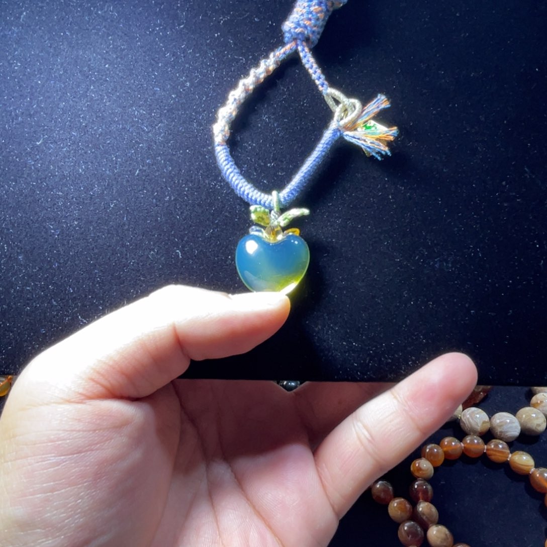 未镶嵌吊坠(赠链)琥珀缅甸琥珀蓝珀净水高蓝品质 平安果