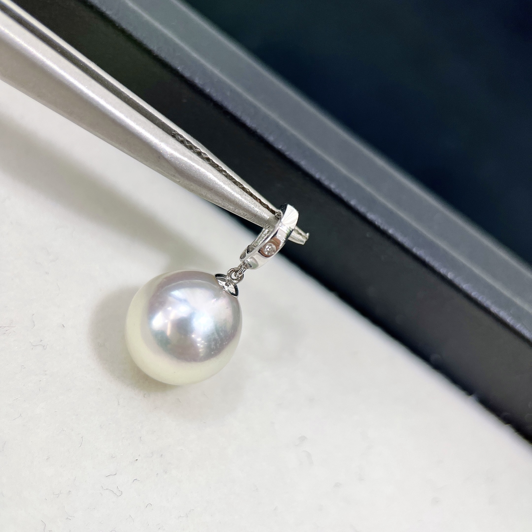 天然珍珠 海水设计款万用扣吊坠 10-11MM 18K金 R216