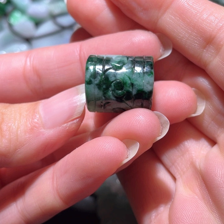 【闪购商品】翡翠颈饰未镶嵌天然翡翠