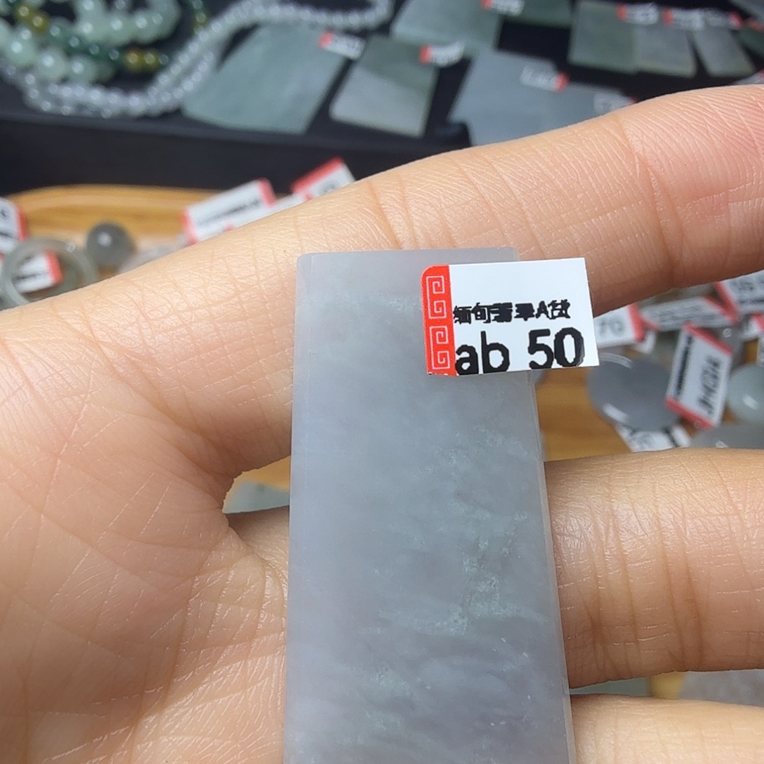 翡翠未镶嵌颈饰天然缅甸翡翠A货