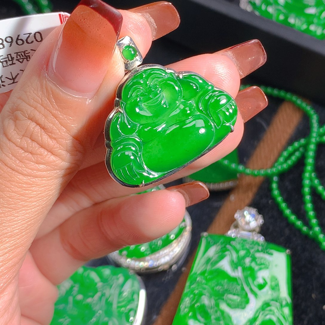 翡翠吊坠(不含链)未镶嵌