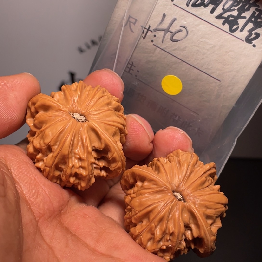 文玩核桃吊坠文玩核桃