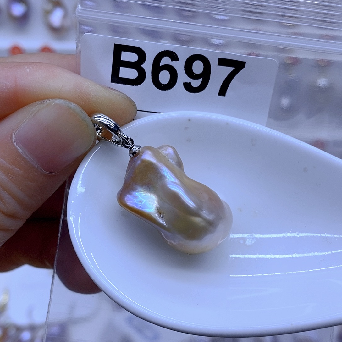 颈饰淡水珍珠未镶嵌