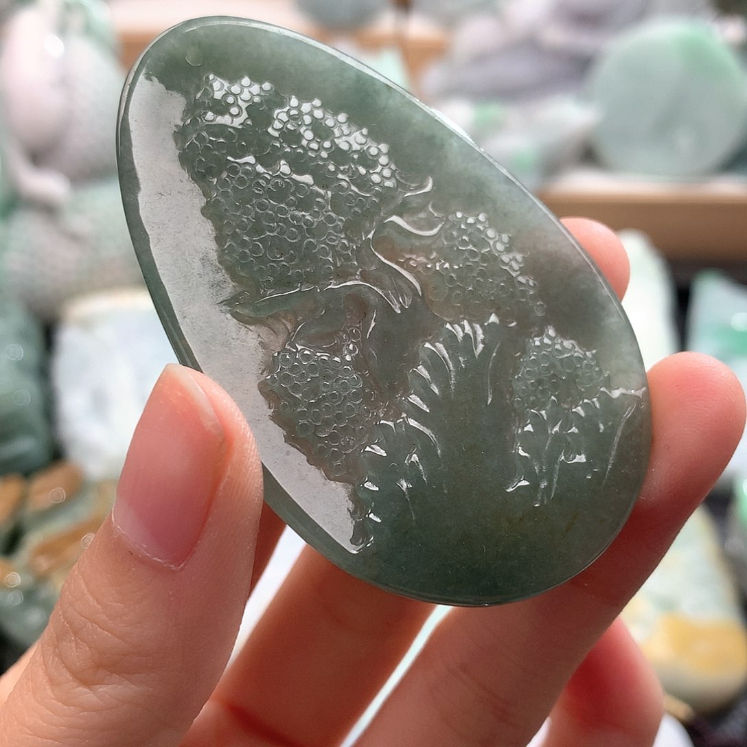 吊坠(不含链)未镶嵌翡翠