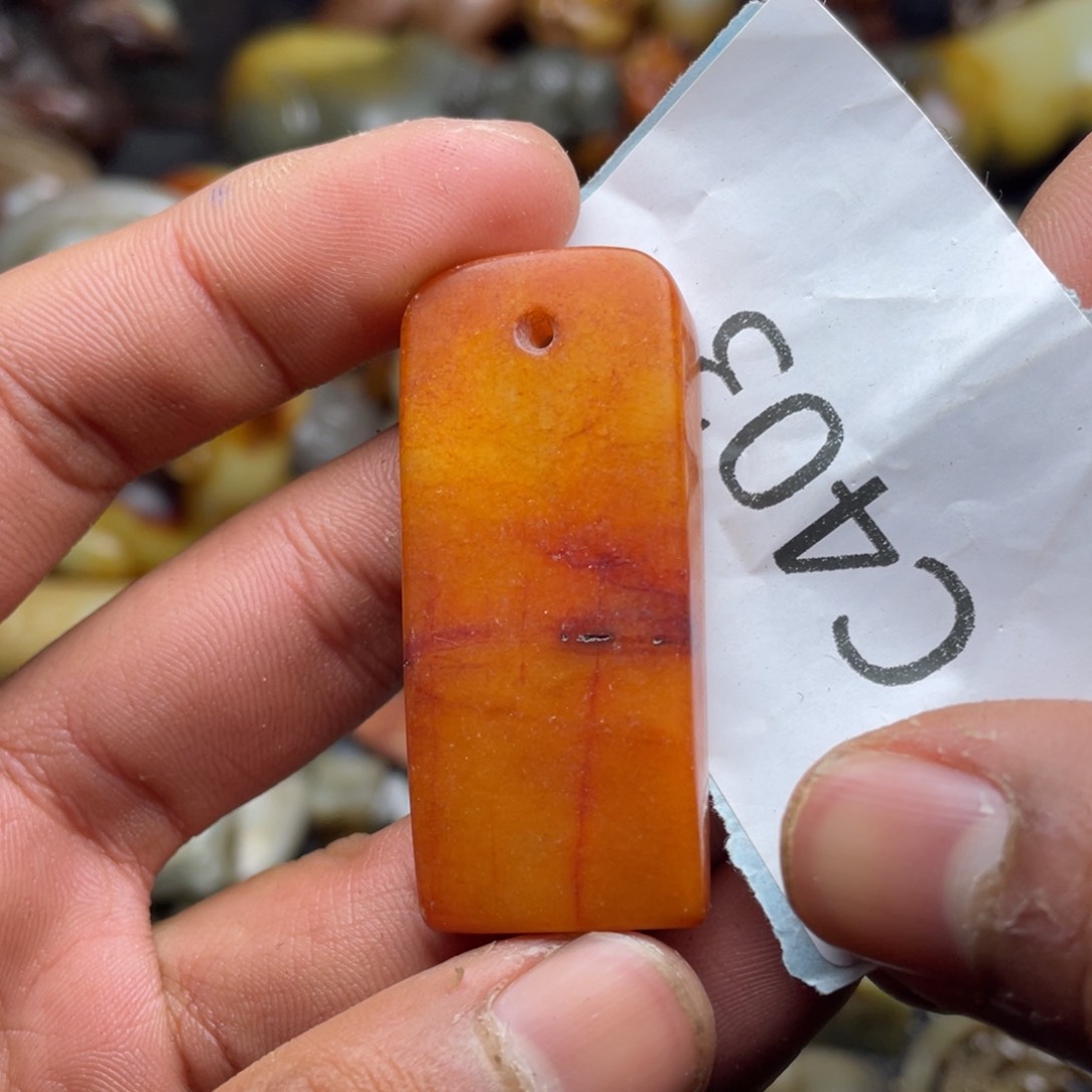 和田玉（糖玉）未镶嵌挂件