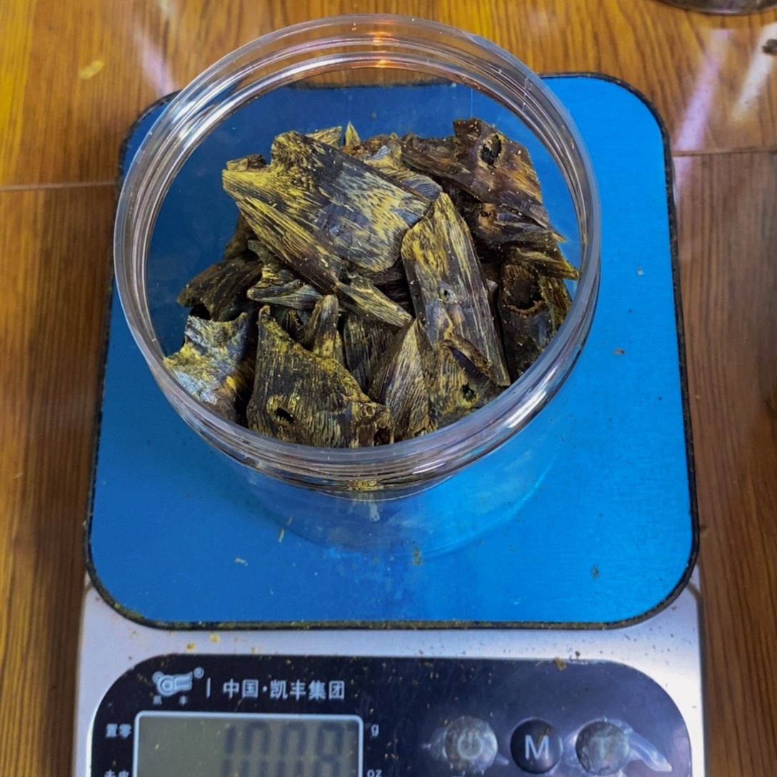 高***高沉香沉香碎屑虎斑紫棋块料100克