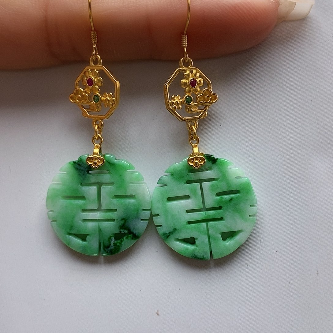 翡翠耳饰未镶嵌天然