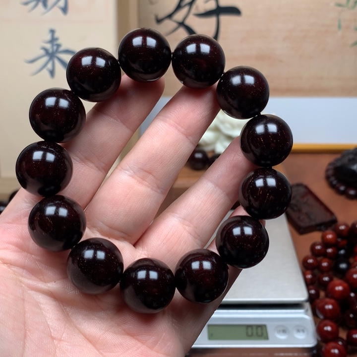 盛***司檀香紫檀（小叶紫檀）