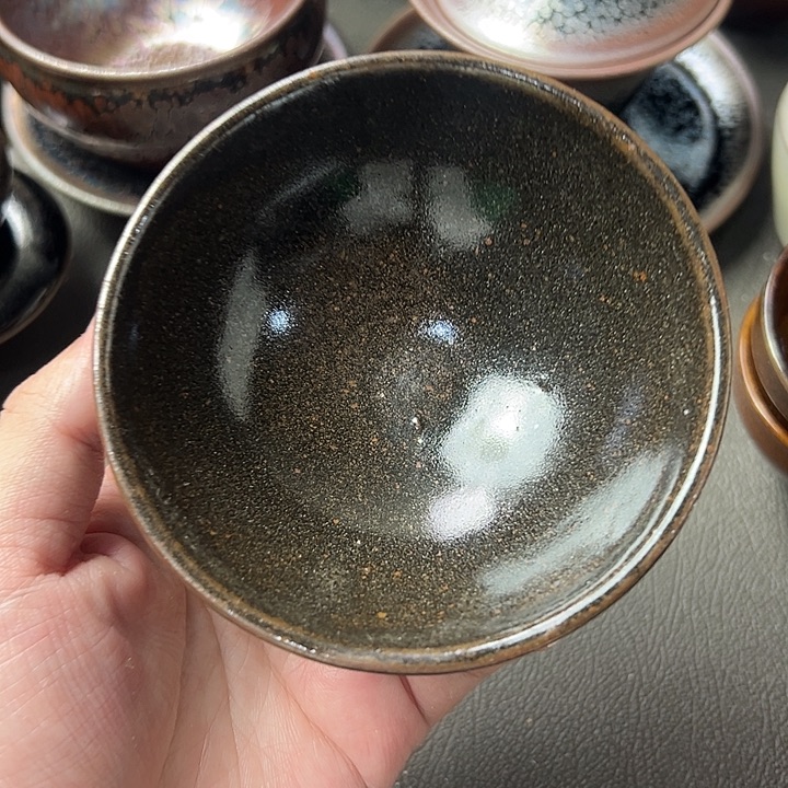 茶盏我在开会你要过来拿钥匙嘛