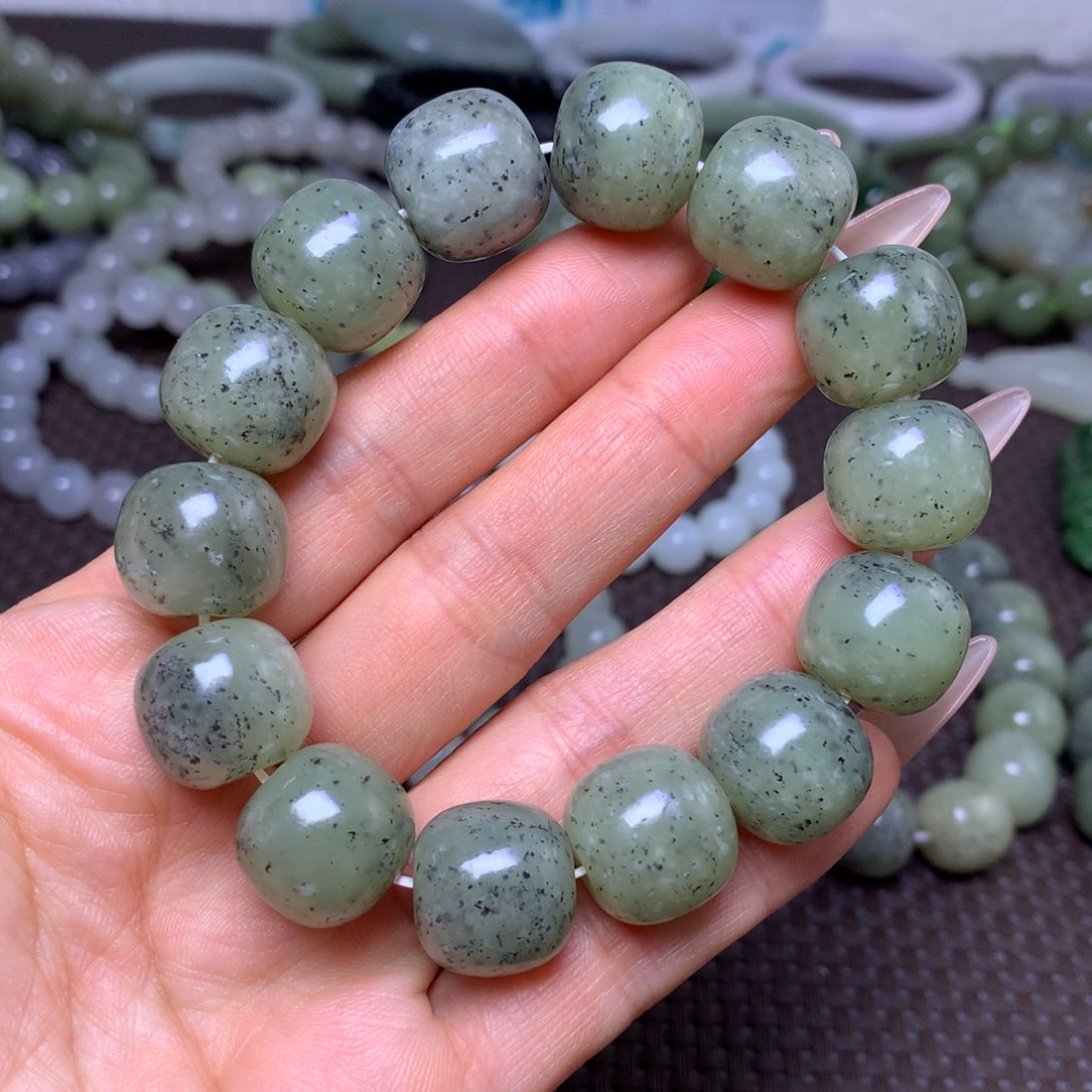 未镶嵌手串和田玉卡16