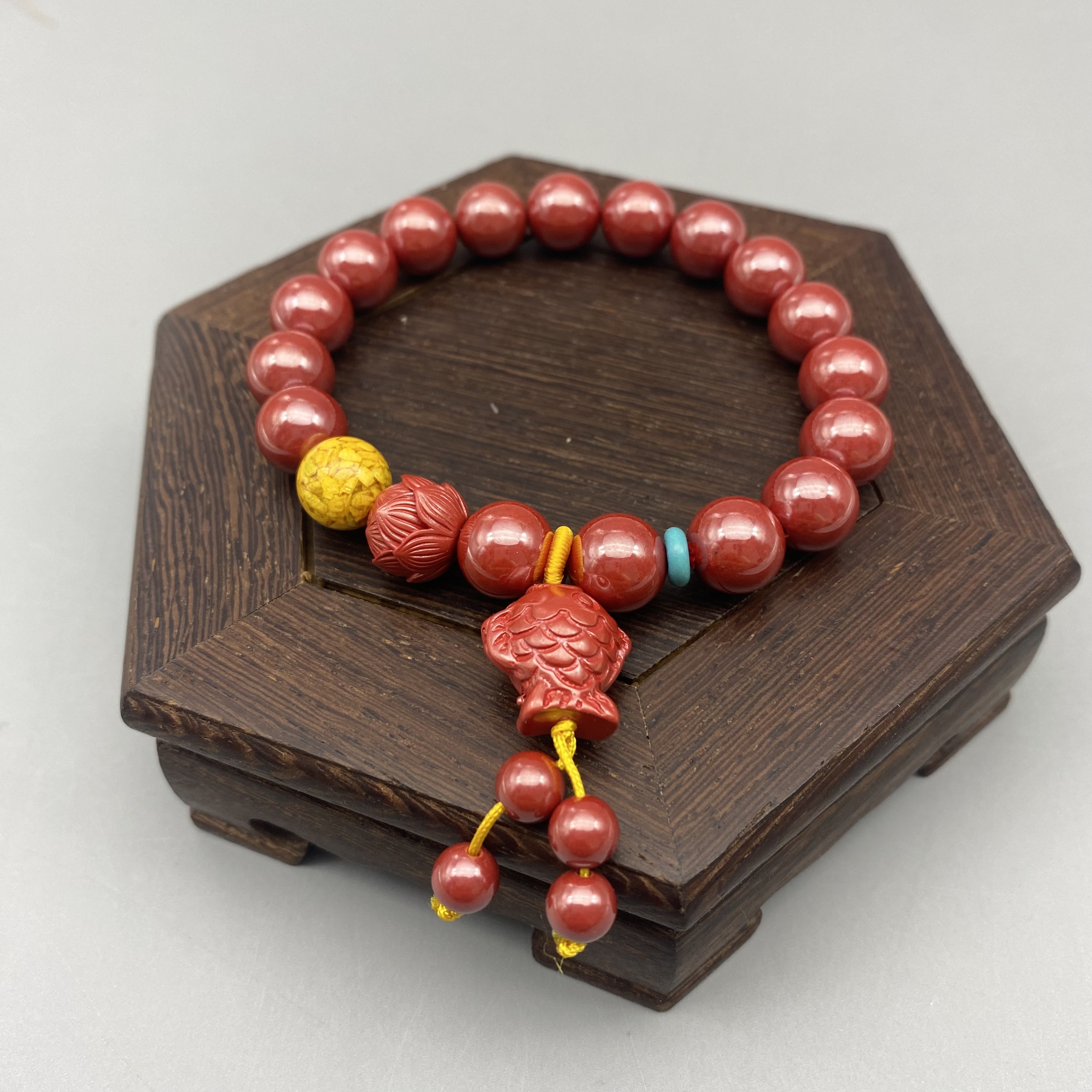 含辰砂工艺品DW620-10mm帝王创意双鱼设计手串