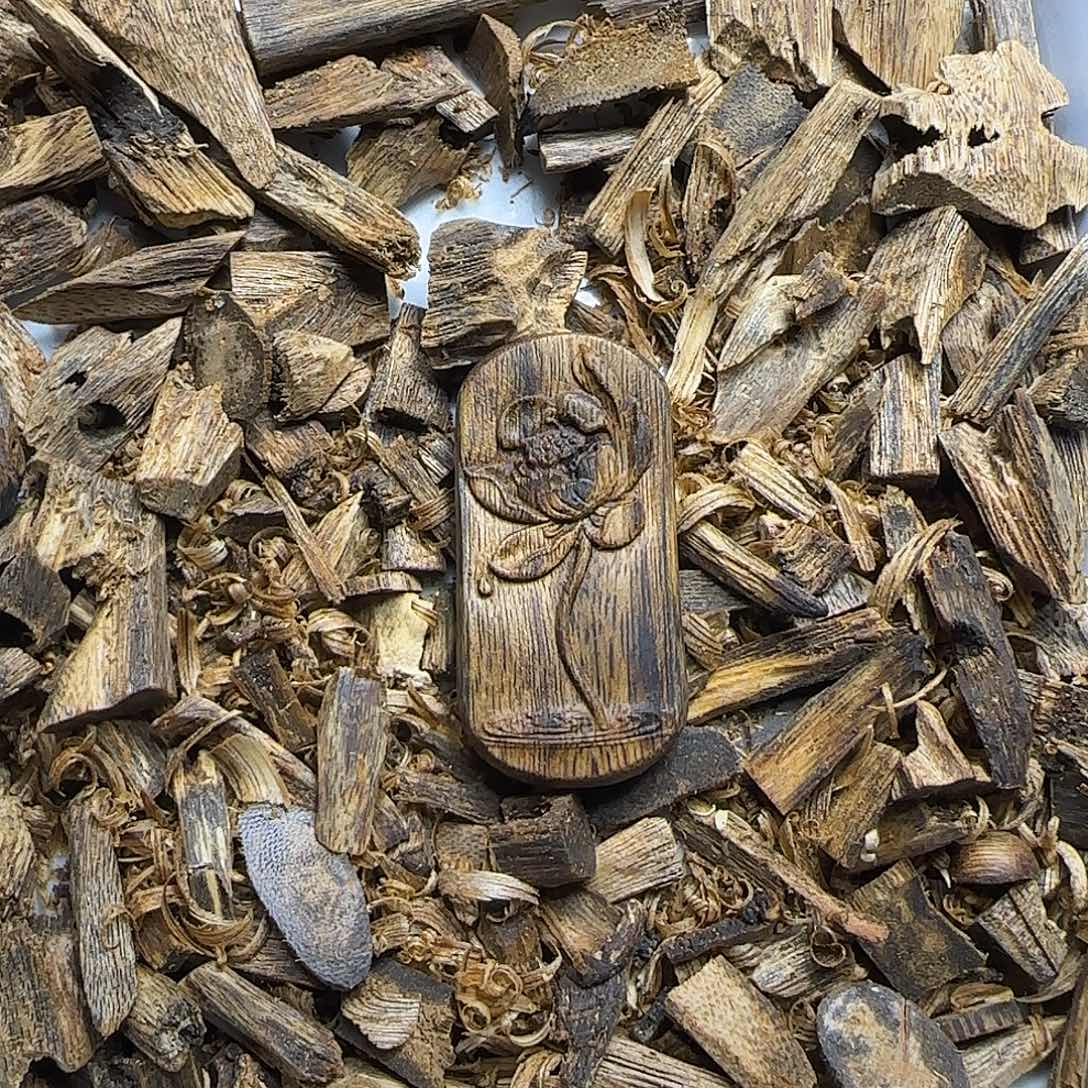 沉香沉香碎屑原汁原味