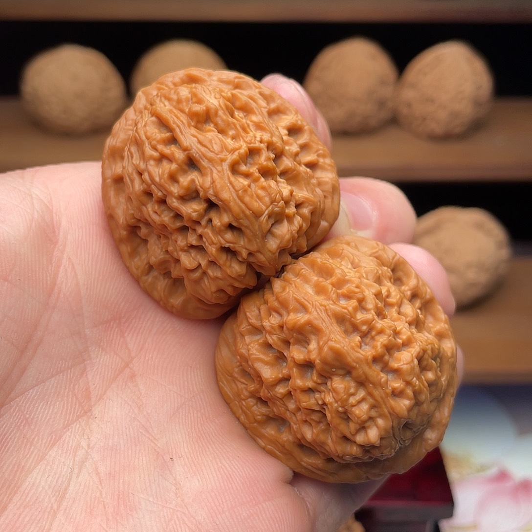 文玩核桃把件Z**W39.9毕业南将石