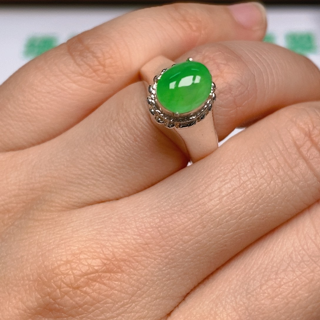 翡翠戒指未镶嵌翡翠