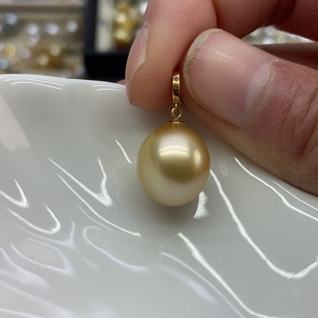 海水珍珠吊坠(不含链)18K金镶嵌
