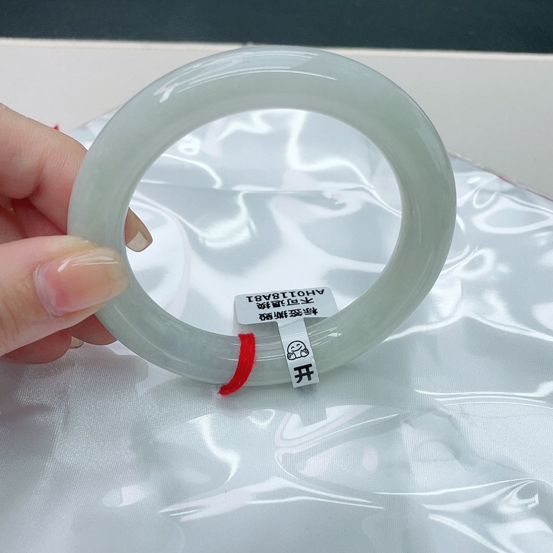 翡翠手镯未镶嵌圆57.8