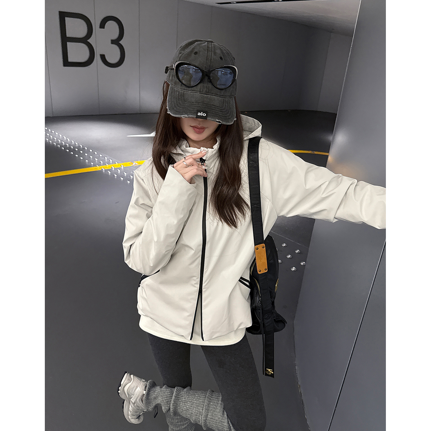 阿一 热感小蛮腰 多功能三防软壳冲锋衣女冬季全羊毛连帽运动外套