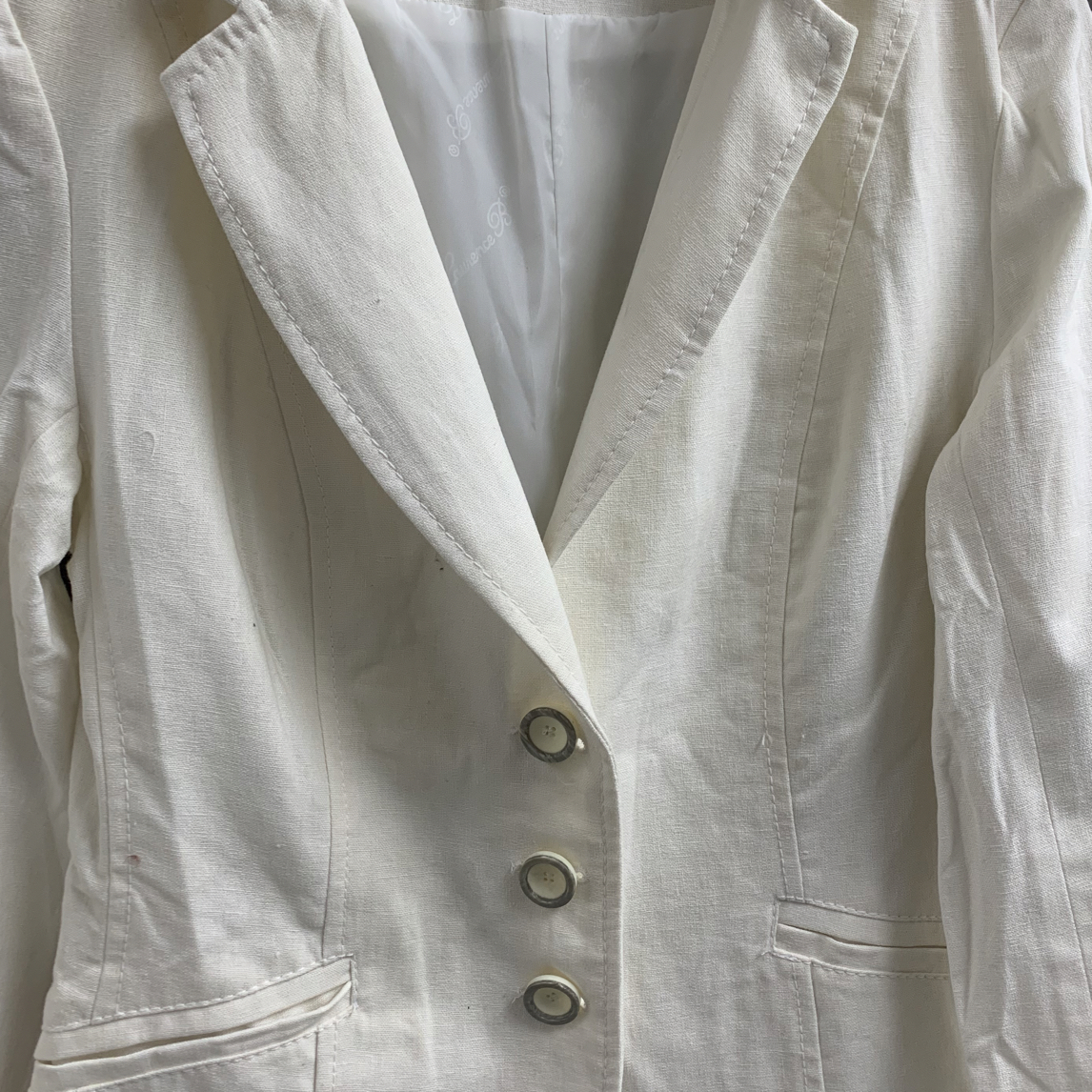 26出口韩国余单白色麻料显瘦西装 默认瑕疵 介意勿拍