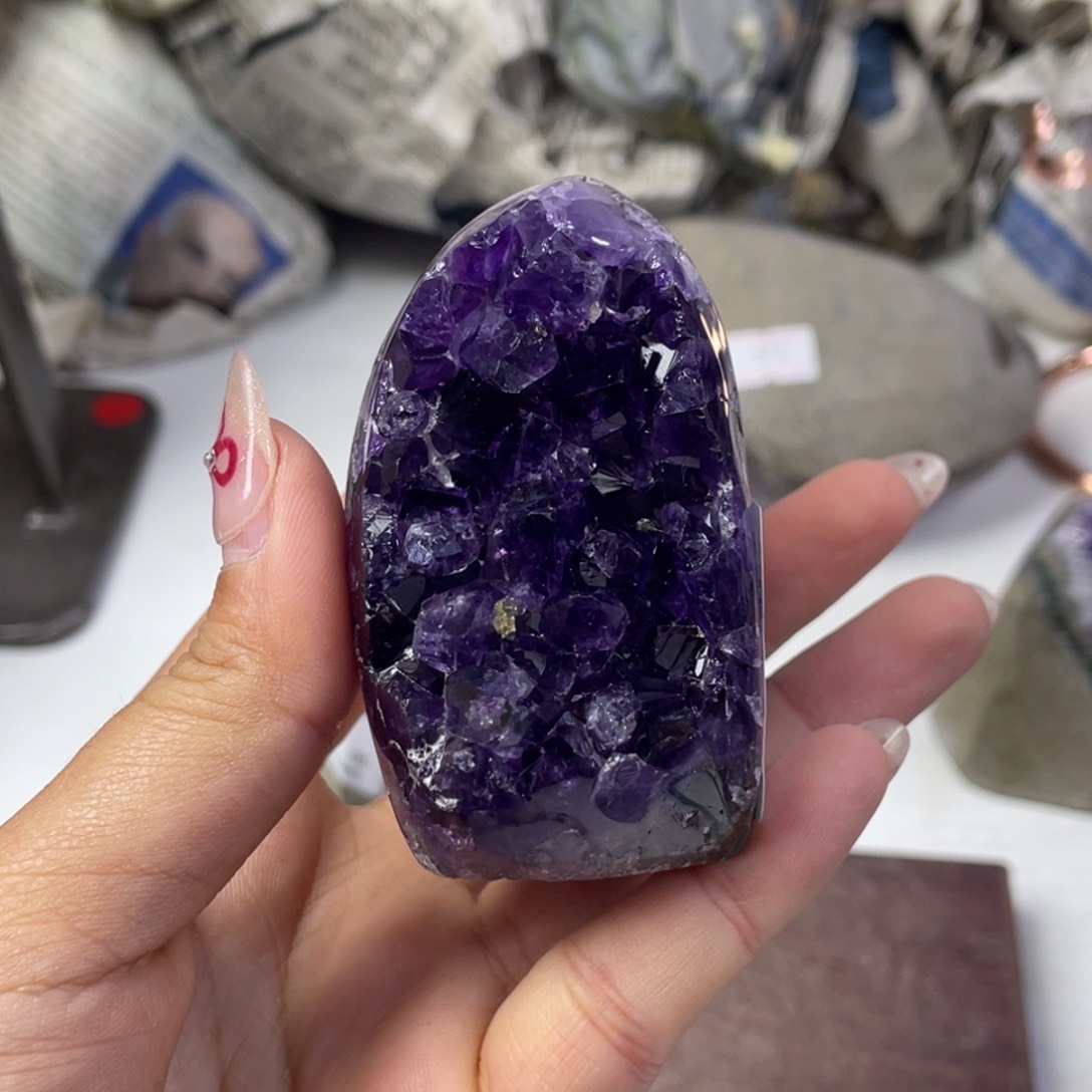 紫晶大型摆件（非配饰）未镶嵌