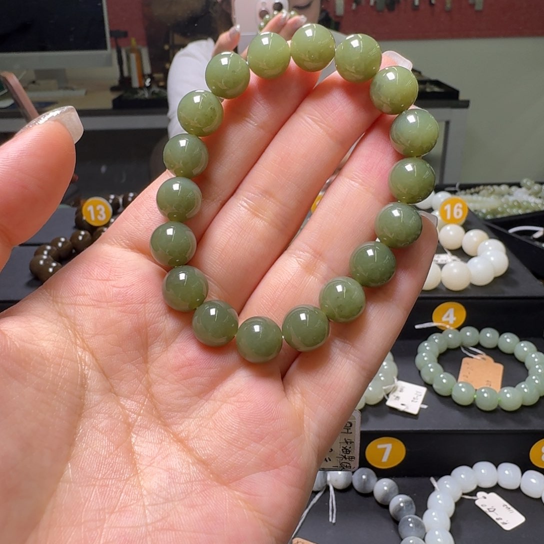 手串未镶嵌和田玉