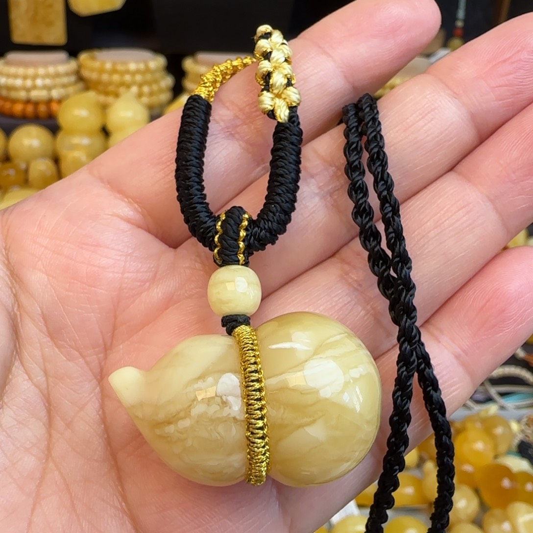 琥珀未镶嵌套链天然俄料虎皮妖花蜜蜡葫芦吊坠