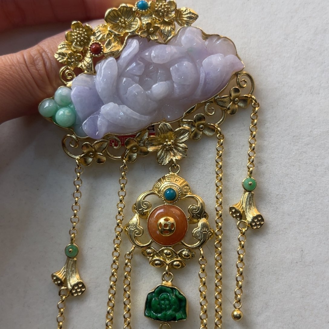 翡翠颈饰未镶嵌吊坠