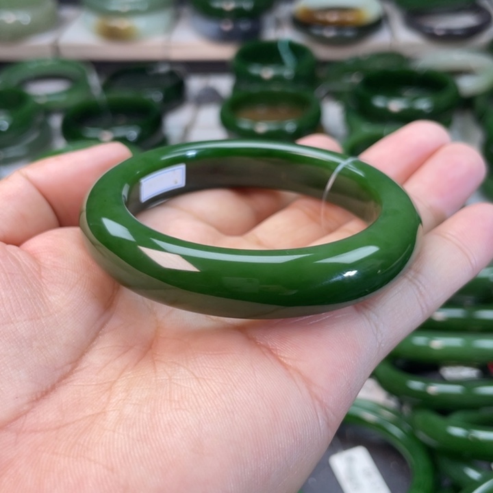 和田玉（碧玉）手镯未镶嵌
