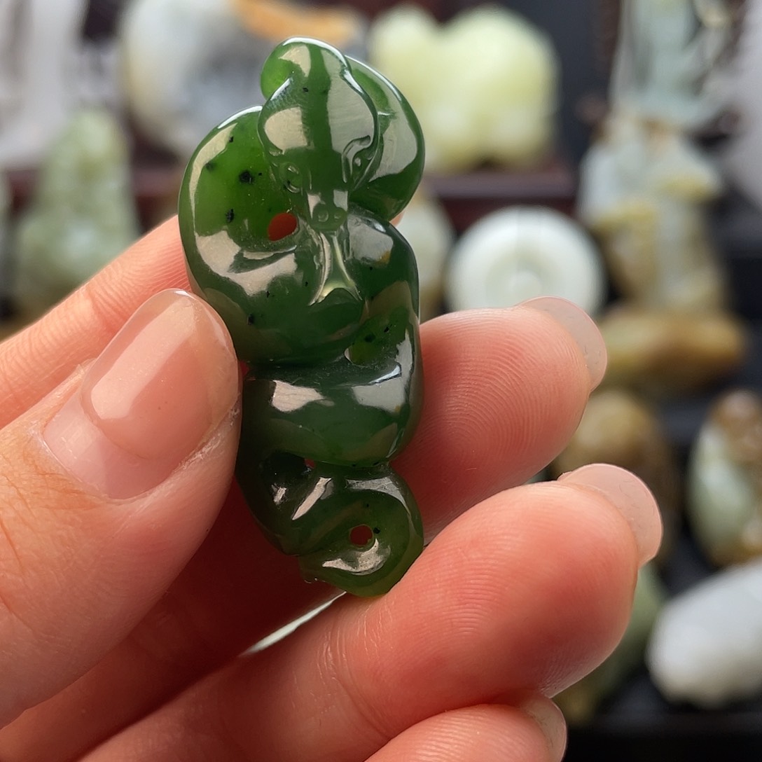 和田玉颈饰未镶嵌