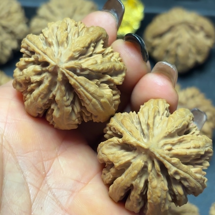 壹***佰文玩核桃吊坠秦岭灯笼33
