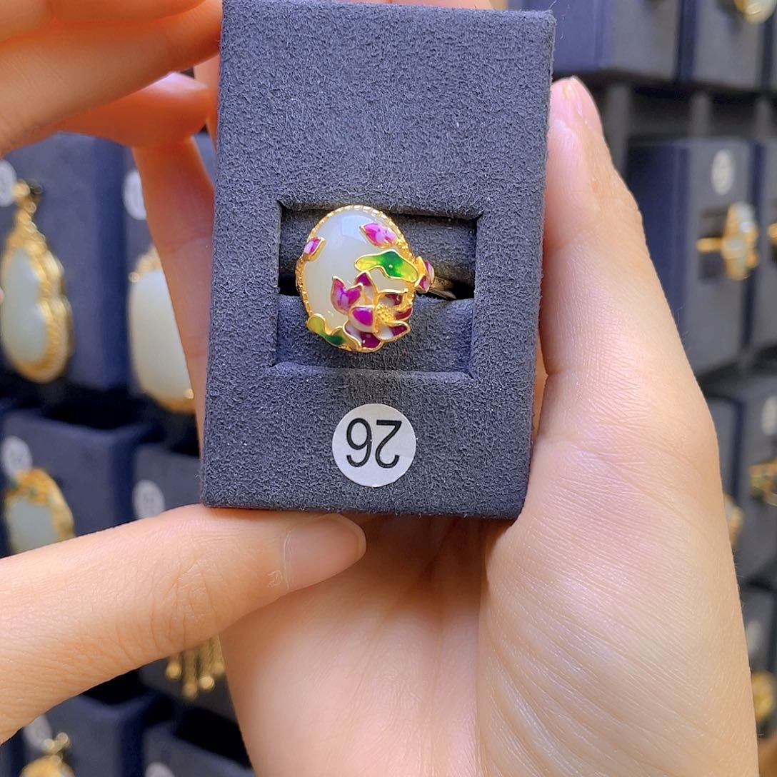 和田玉戒指银S925镀金镶嵌