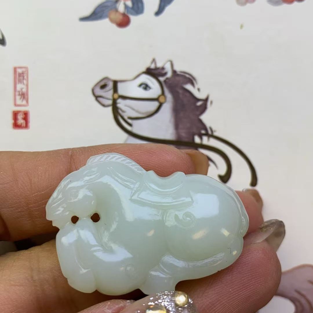 新疆和田玉天然唐马把玩马到功成脖挂吊坠挂件