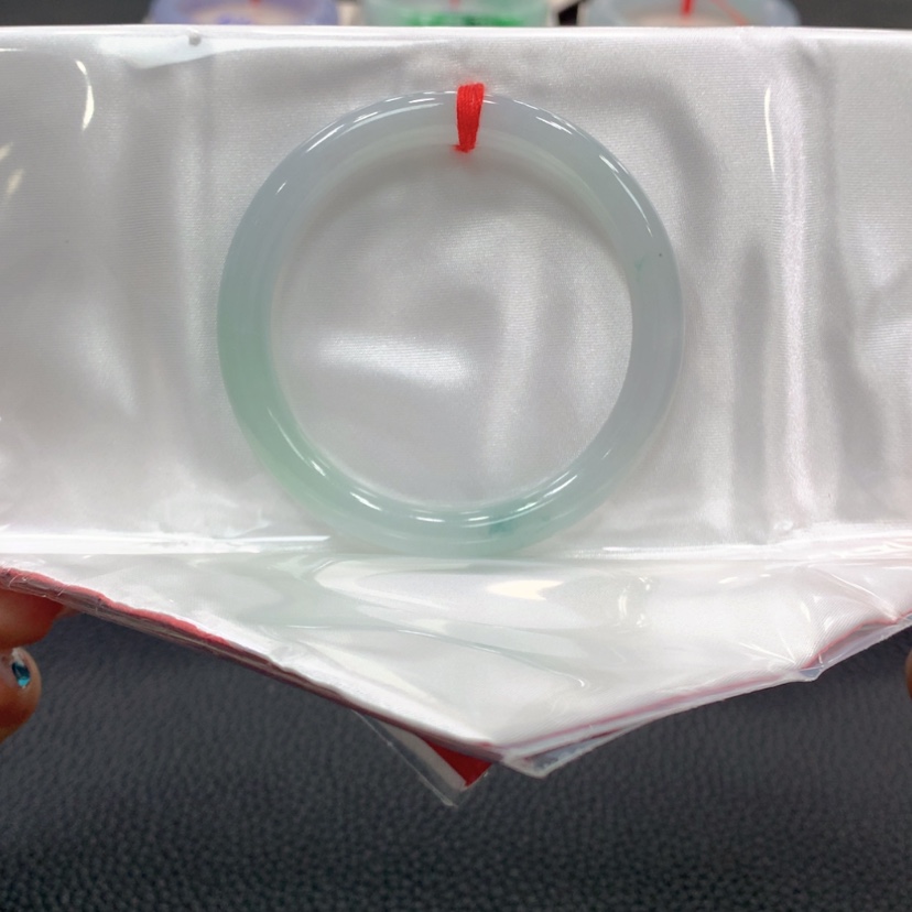 【闪购商品】翡翠手镯未镶嵌翡翠